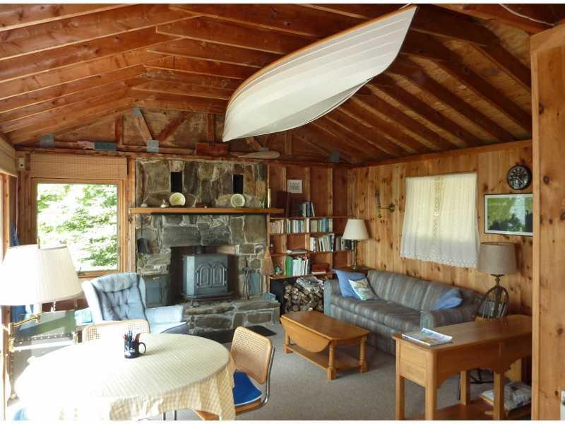 23 Southern Point Road Bristol, ME 04564 - Photo 6 of 23 Living Room.