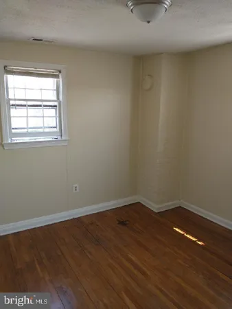 $1,400 | 47060 Harry Byrd Highway, Unit 202, Sterling, VA 20164