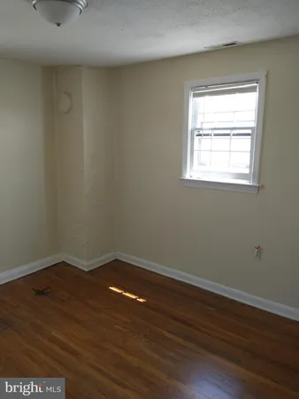 $1,400 | 47060 Harry Byrd Highway, Unit 202, Sterling, VA 20164
