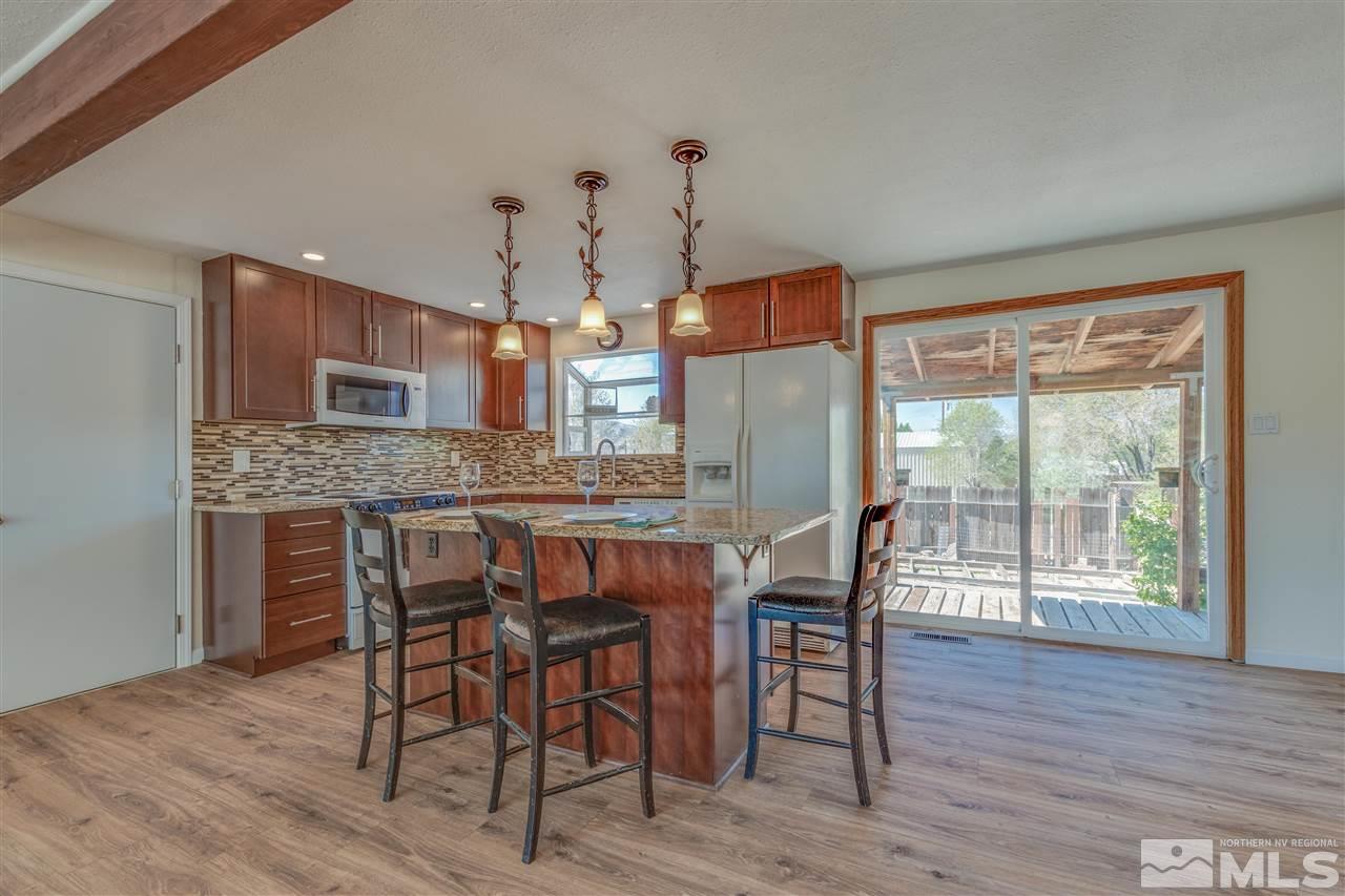 10815 Deodar Way Reno, NV 89506 - Photo 8 of 29 Photo 8