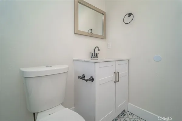 a bathroom with a toilet