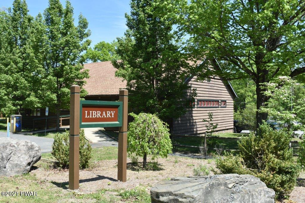 122 Maple Ridge Drive Hawley, PA 18428 - Photo 43 of 77