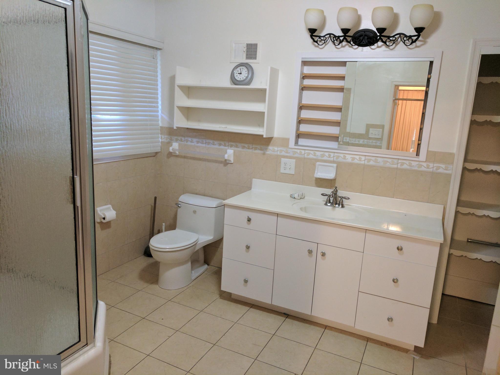 3501 Fallstaff Road Baltimore, MD 21215 - Photo 3 of 9 Interior (General)