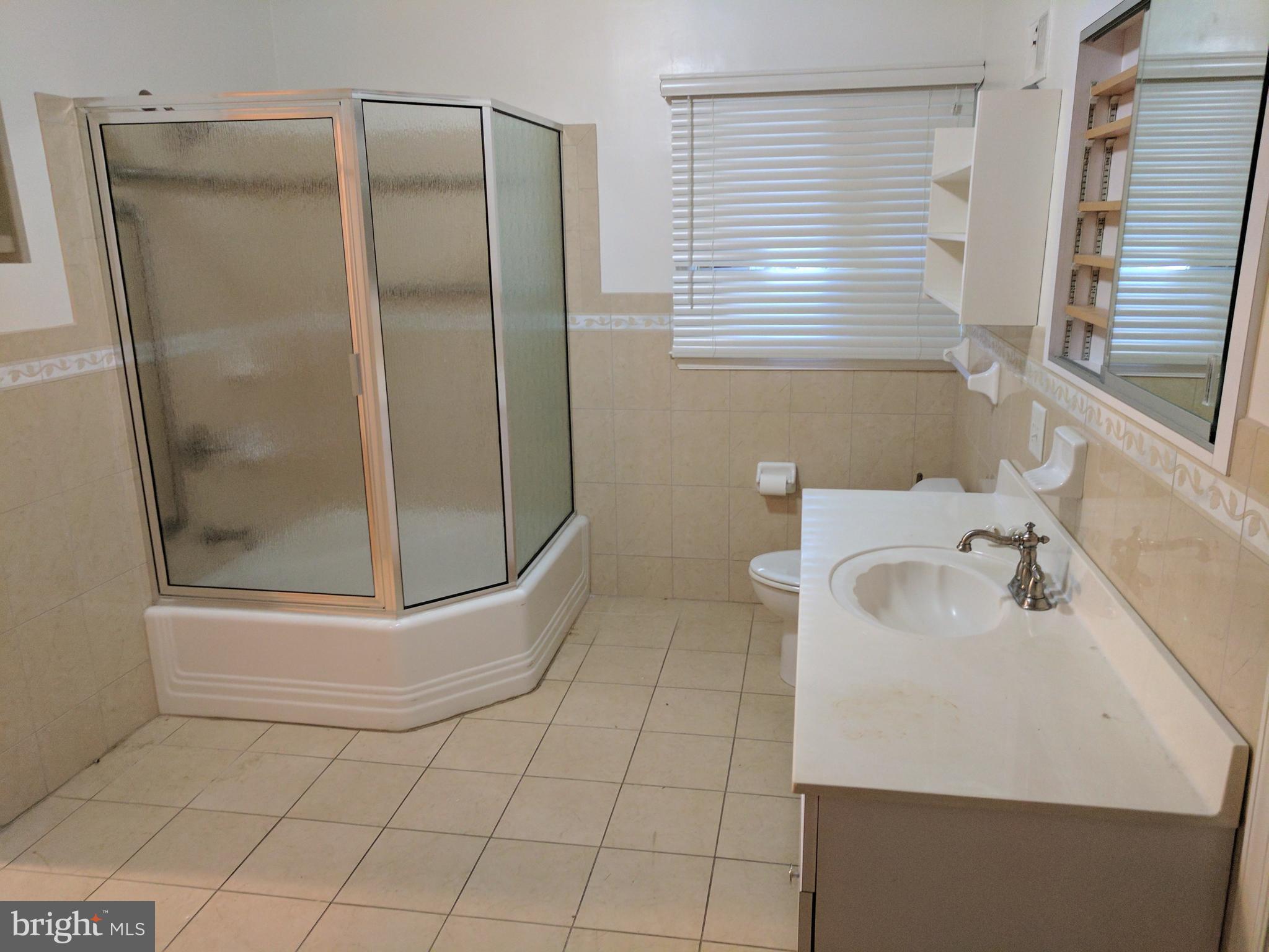 3501 Fallstaff Road Baltimore, MD 21215 - Photo 4 of 9 Interior (General)