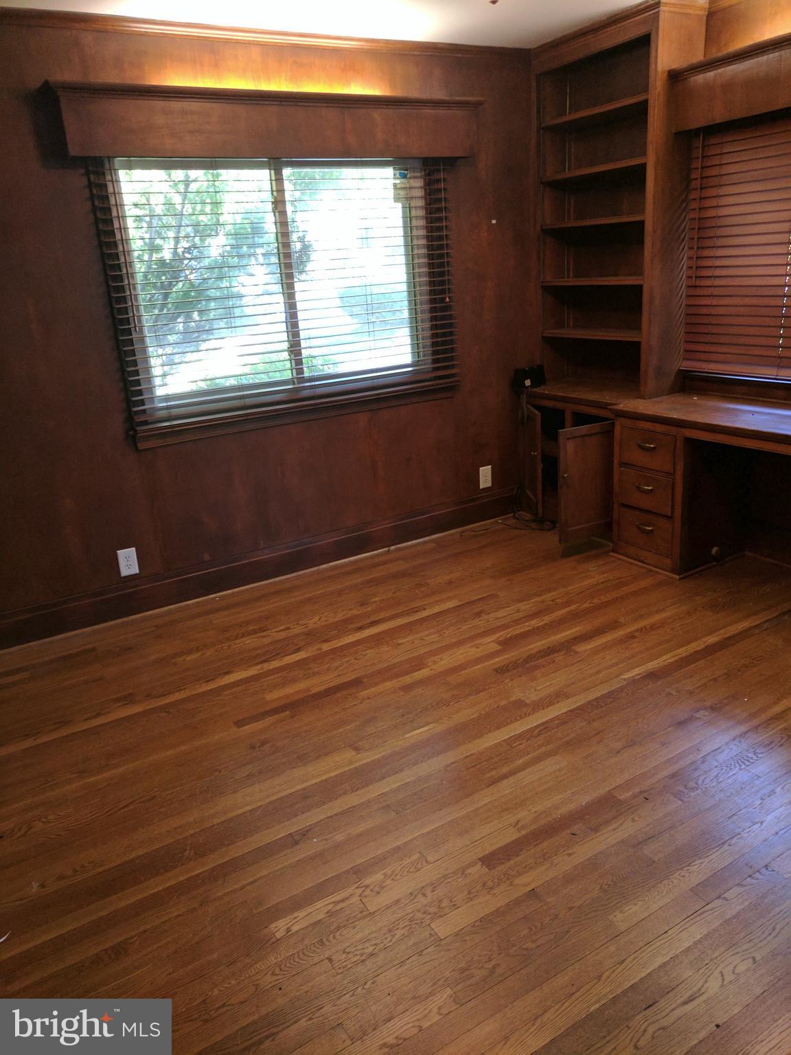 3501 Fallstaff Road Baltimore, MD 21215 - Photo 5 of 9 Interior (General)