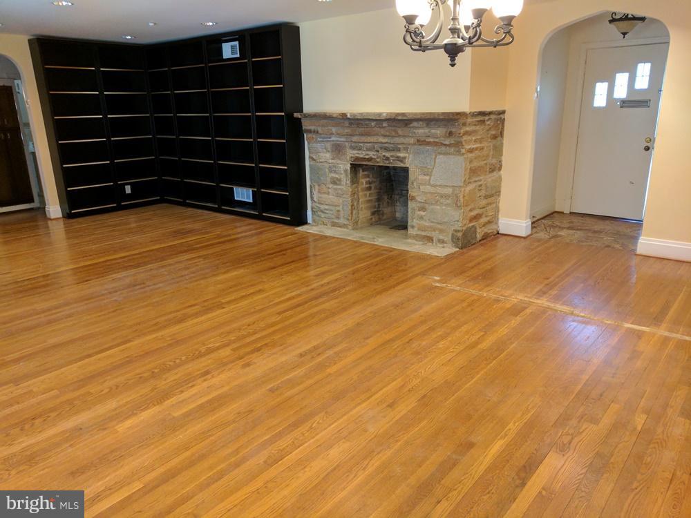3501 Fallstaff Road Baltimore, MD 21215 - Photo 8 of 9 Interior (General)