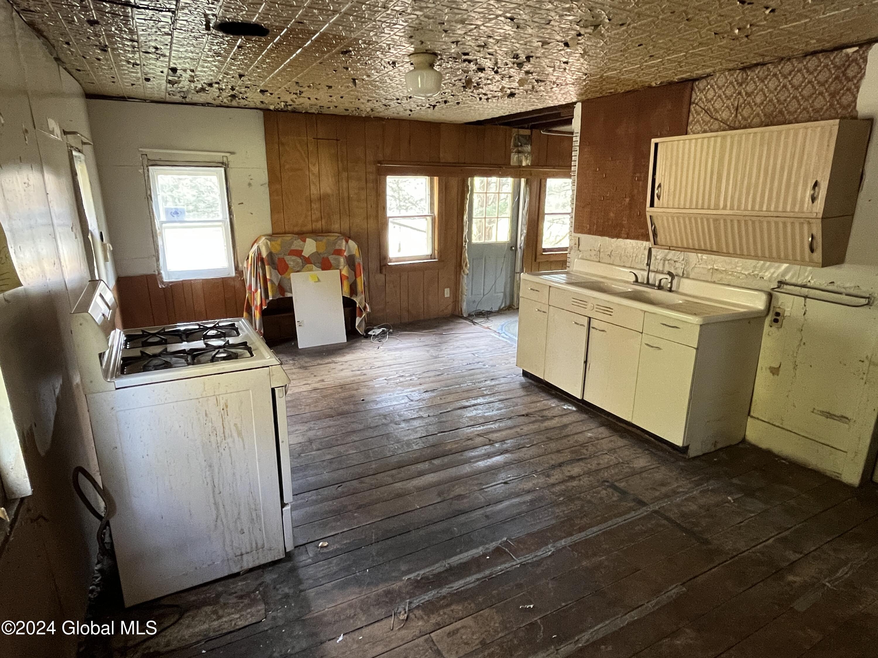 361 Fifty Six Road Poestenkill, NY 12138 - Photo 8 of 32 56-11