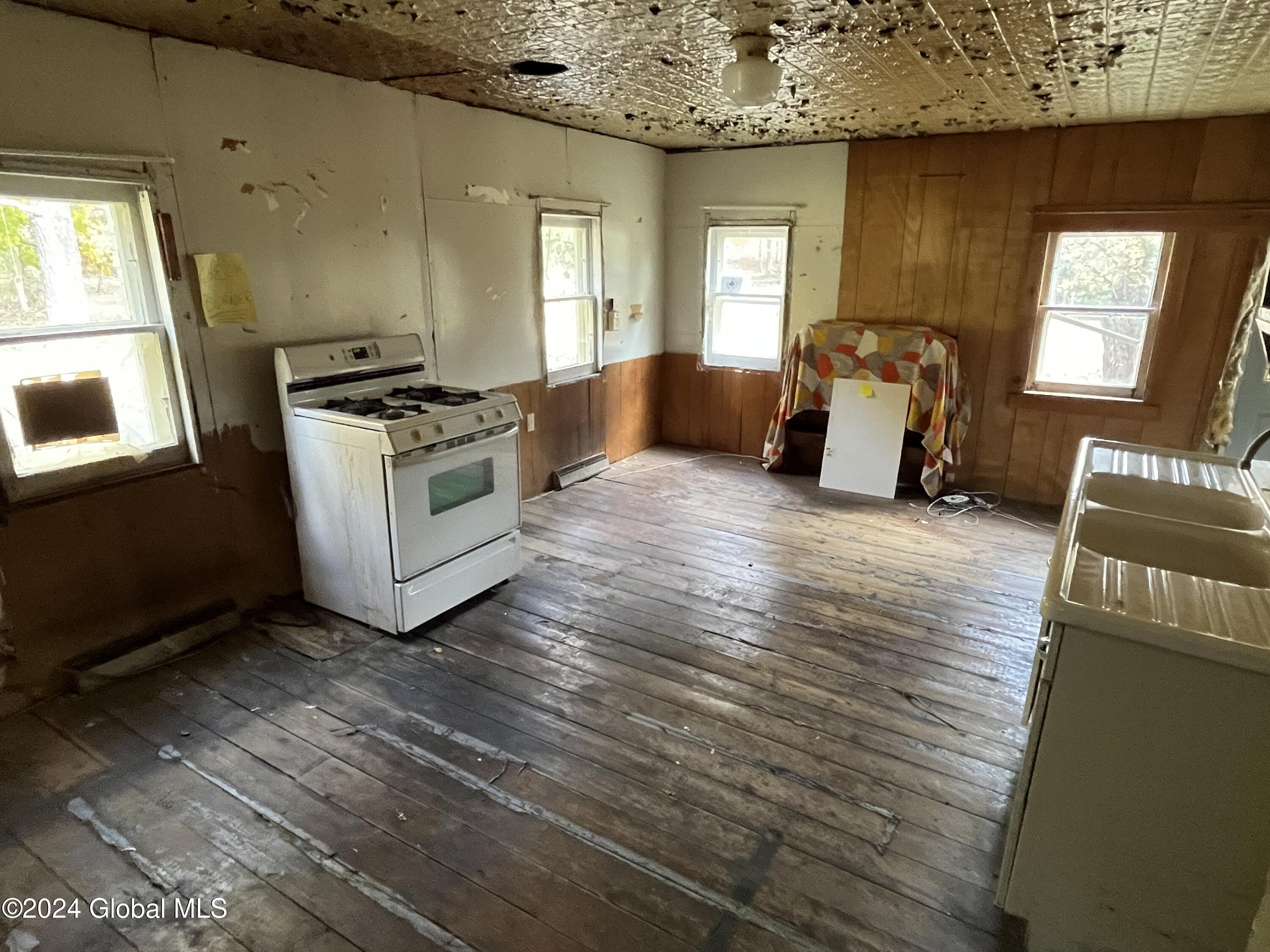 361 Fifty Six Road Poestenkill, NY 12138 - Photo 9 of 32 56-14