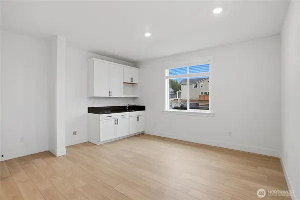 $849,950 | 20464 Myrtle Place East, Bonney Lake, WA 98391