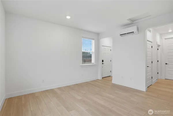 $849,950 | 20464 Myrtle Place East, Bonney Lake, WA 98391