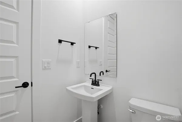 $849,950 | 20464 Myrtle Place East, Bonney Lake, WA 98391