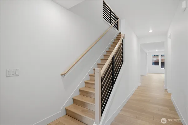 $849,950 | 20464 Myrtle Place East, Bonney Lake, WA 98391