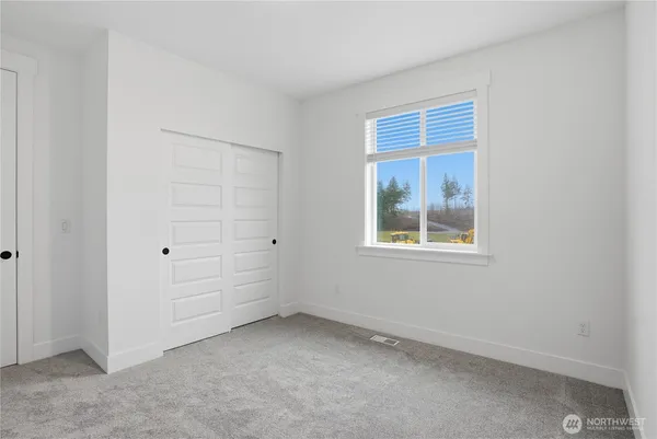 $849,950 | 20464 Myrtle Place East, Bonney Lake, WA 98391