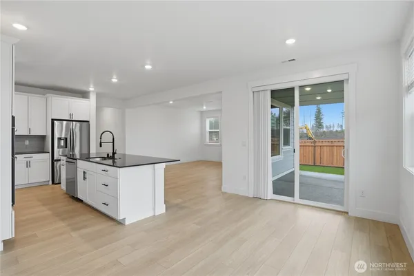 $849,950 | 20464 Myrtle Place East, Bonney Lake, WA 98391