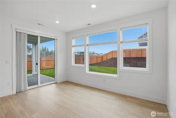 $849,950 | 20464 Myrtle Place East, Bonney Lake, WA 98391