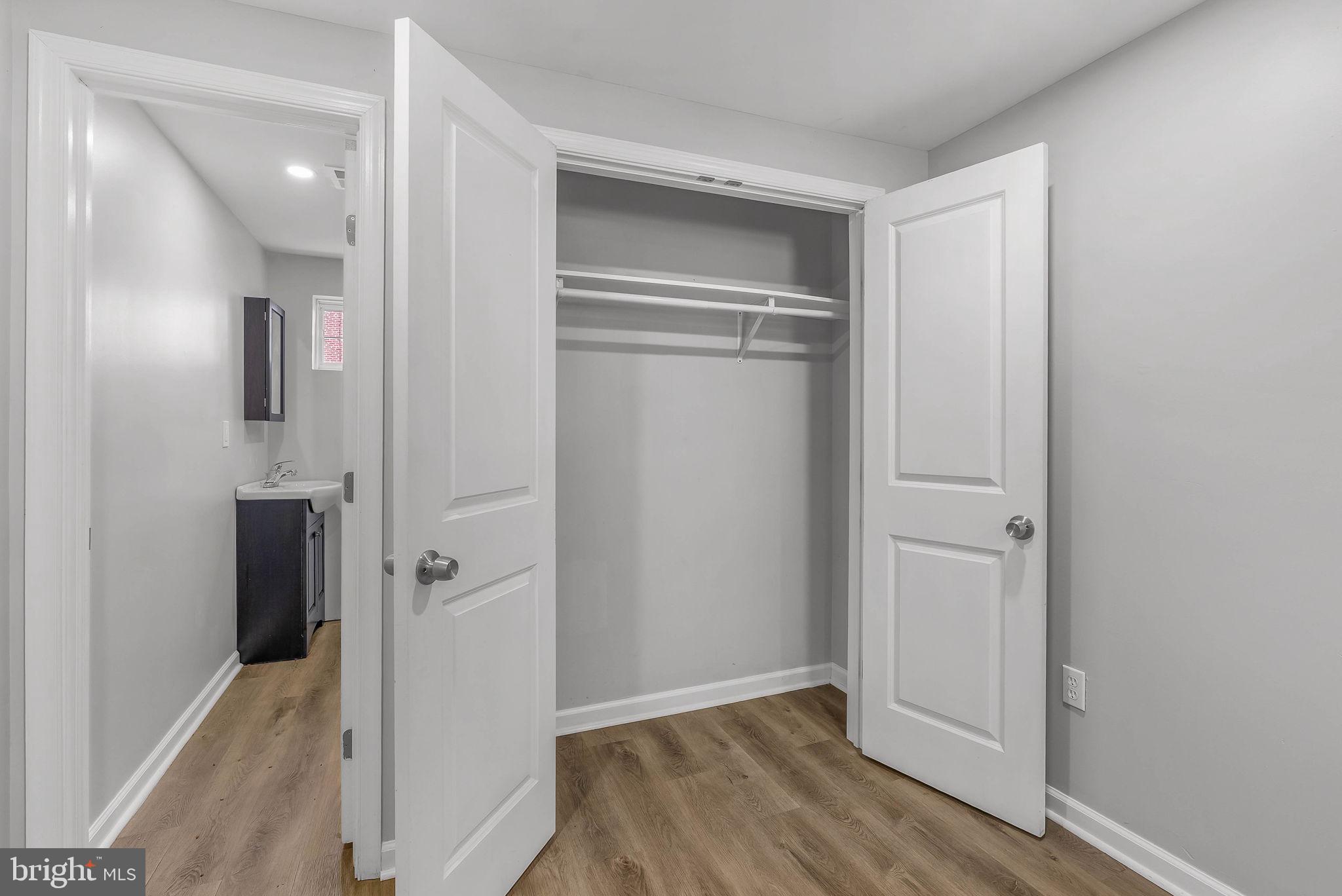 7052 Aberdeen Road Upper Darby, PA 19082 - Photo 24 of 27