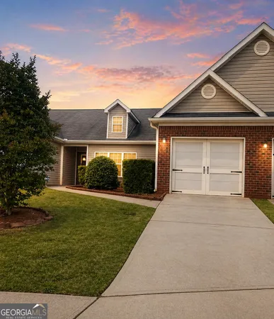 $1,800 | 1055 City Park Drive, McDonough, GA 30252