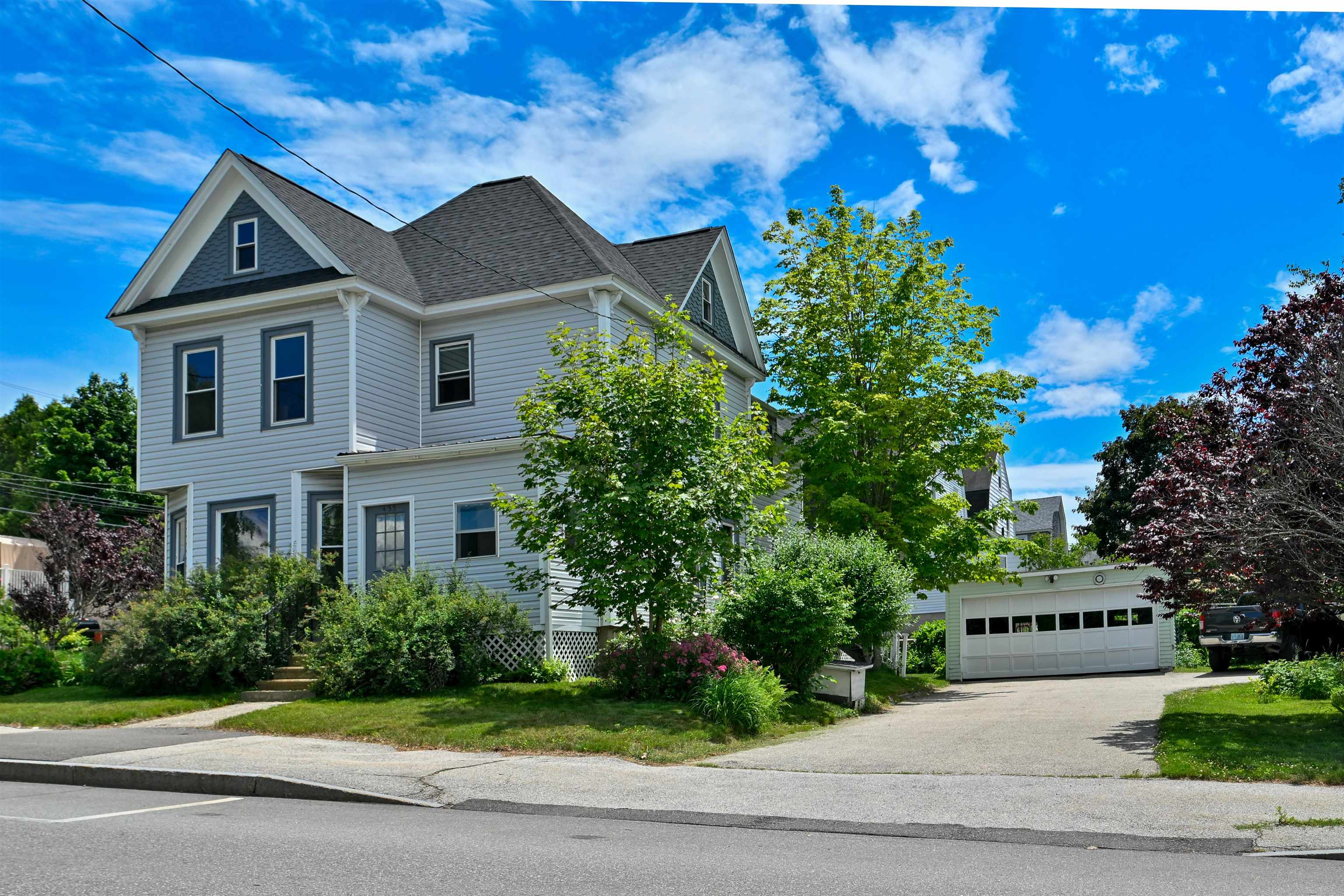 455 Bridge Street Manchester, NH 03104 - Photo 1 of 60