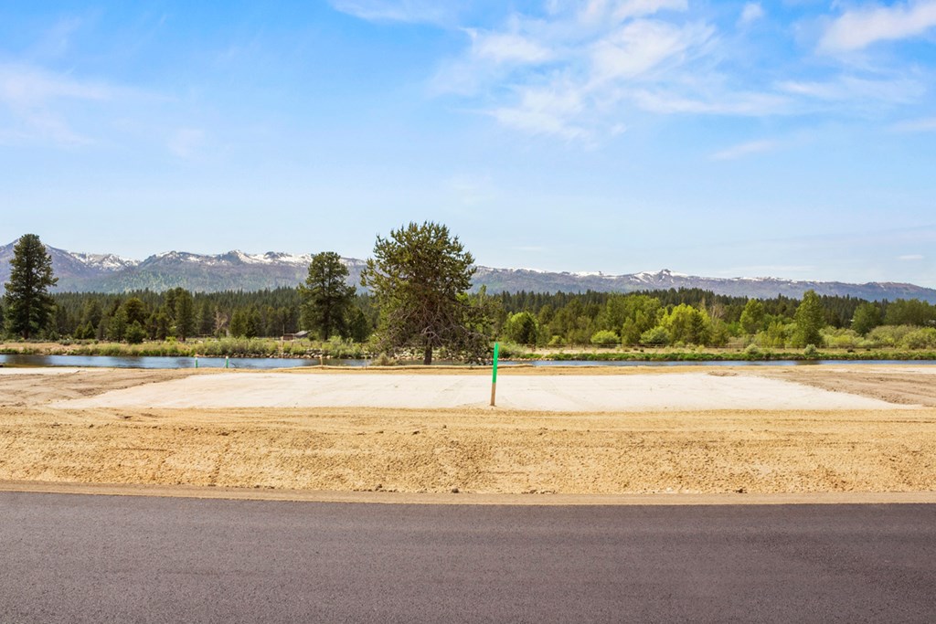 L9-b1 L9-b1 River, Unit 9 Cascade, ID 83611 - Photo 4 of 9 City Services Available