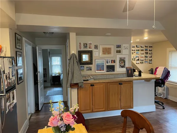 $1,300 | 24 Sibley Place, Unit 4, Rochester, NY 14607