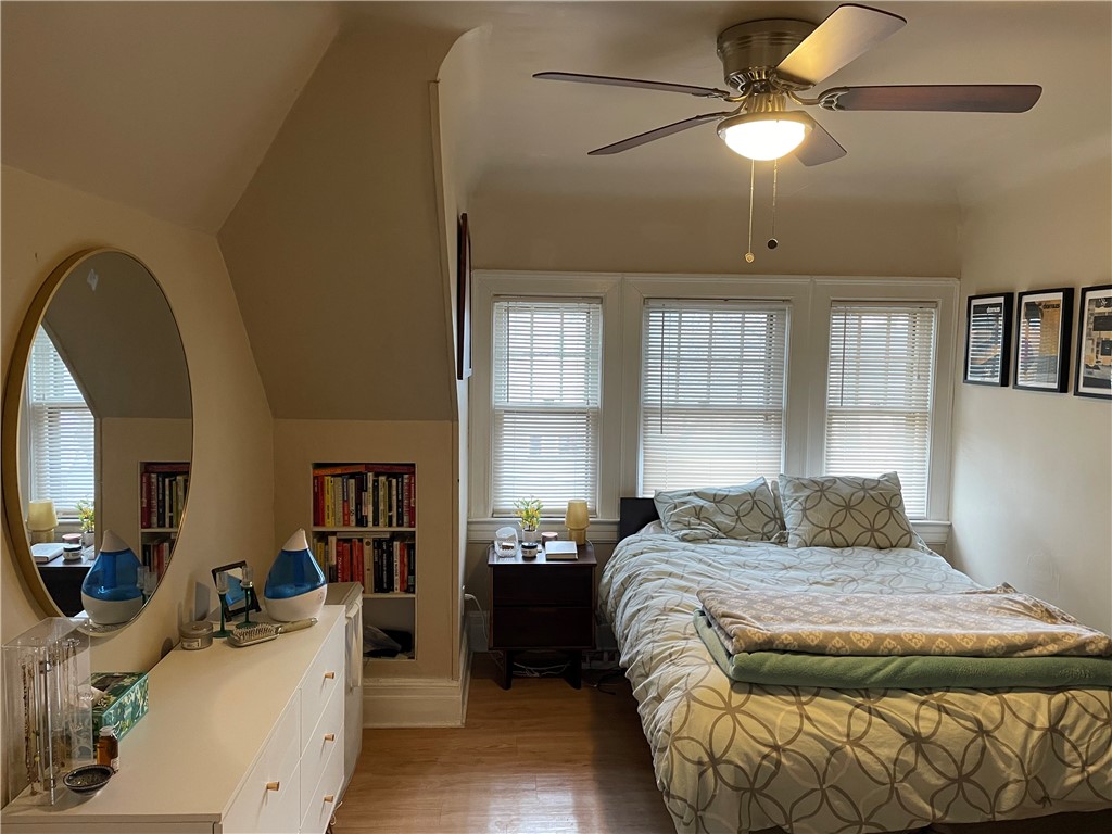 24 Sibley Place, Unit 4 Rochester, NY 14607 - Photo 10 of 12