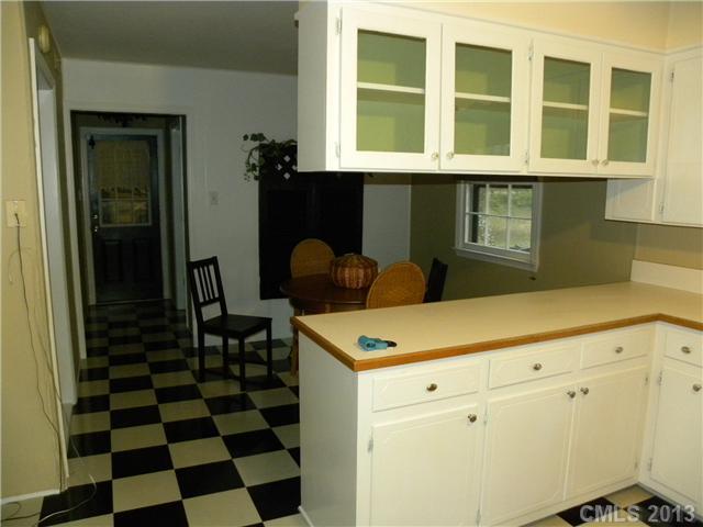 429 Plantation Road Lancaster, SC 29720 - Photo 8 of 16 Gallery Image 8