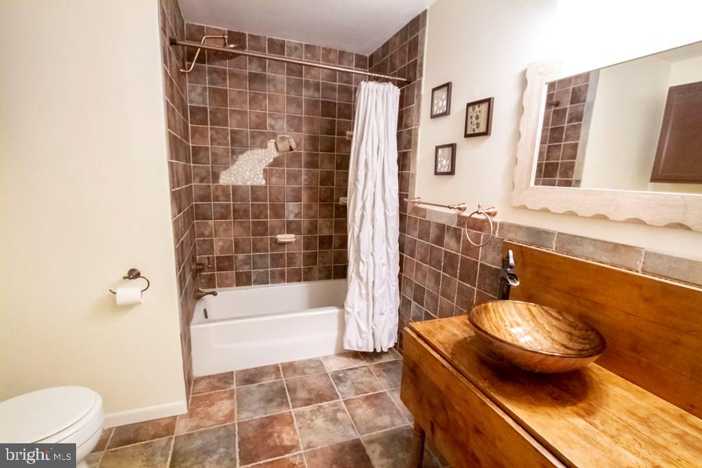 519 Rambler Road Manheim, PA 17545 - Photo 8 of 20 Gallery Image 8