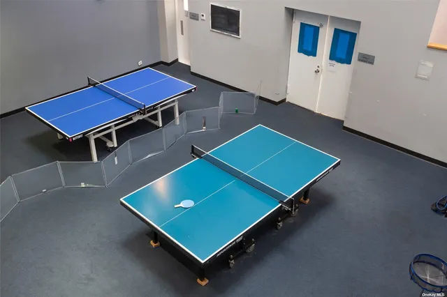 $659,000 | 2 Bay Club Drive, Unit 16V | Bay Terrace