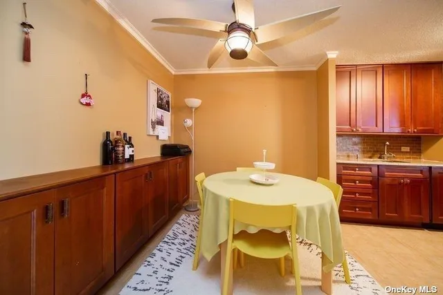 $659,000 | 2 Bay Club Drive, Unit 16V | Bay Terrace