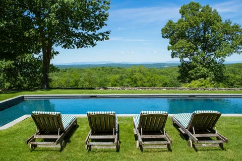 a view of outdoor space with mountain view