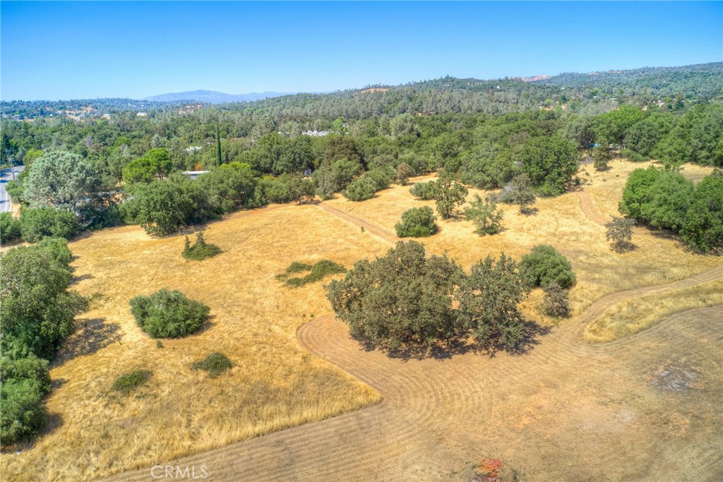 6060 Miners Ranch Road Oroville, CA 95966 - Photo 64 of 66 a view of a yard
