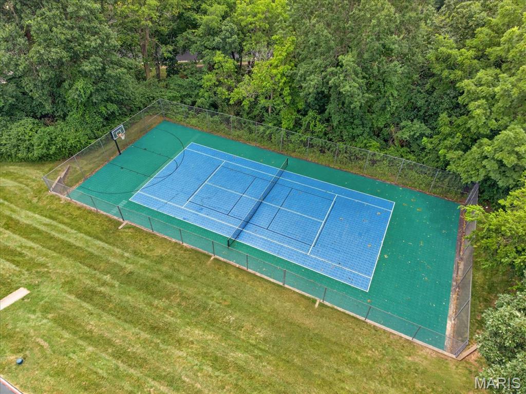 2427 Hidden Meadow Lane Ballwin, MO 63021 - Photo 16 of 17