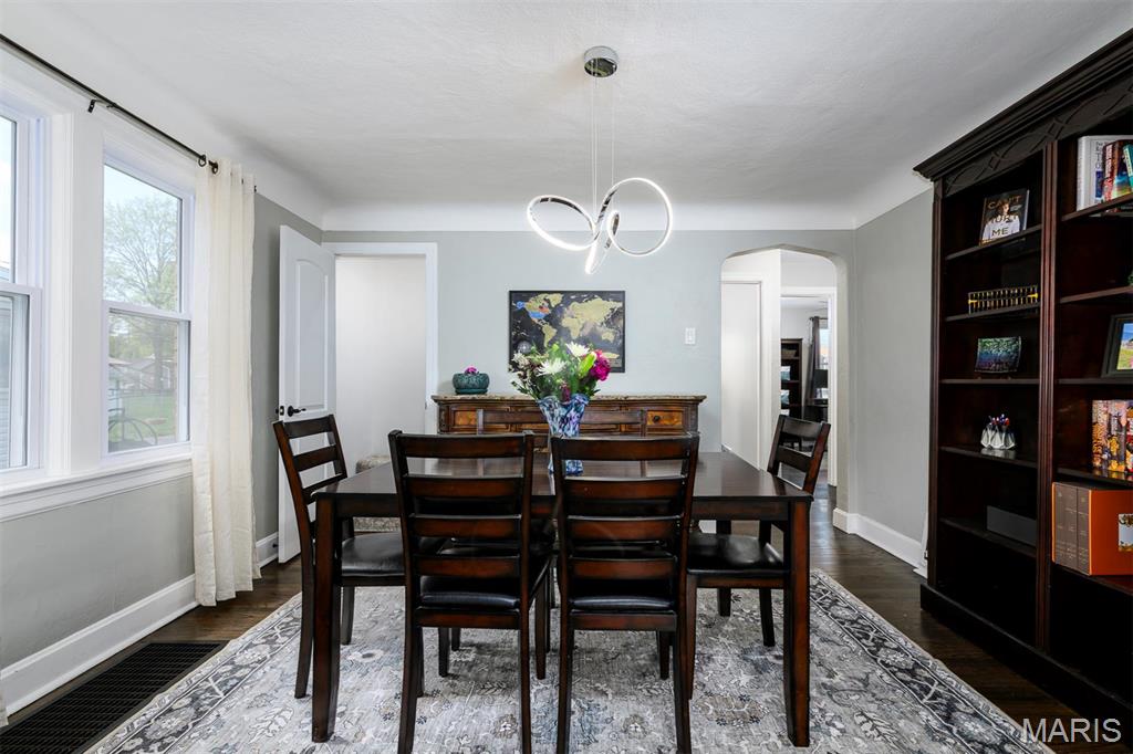 723 Reed Avenue St. Louis, MO 63125 - Photo 10 of 45 Gallery Image 10