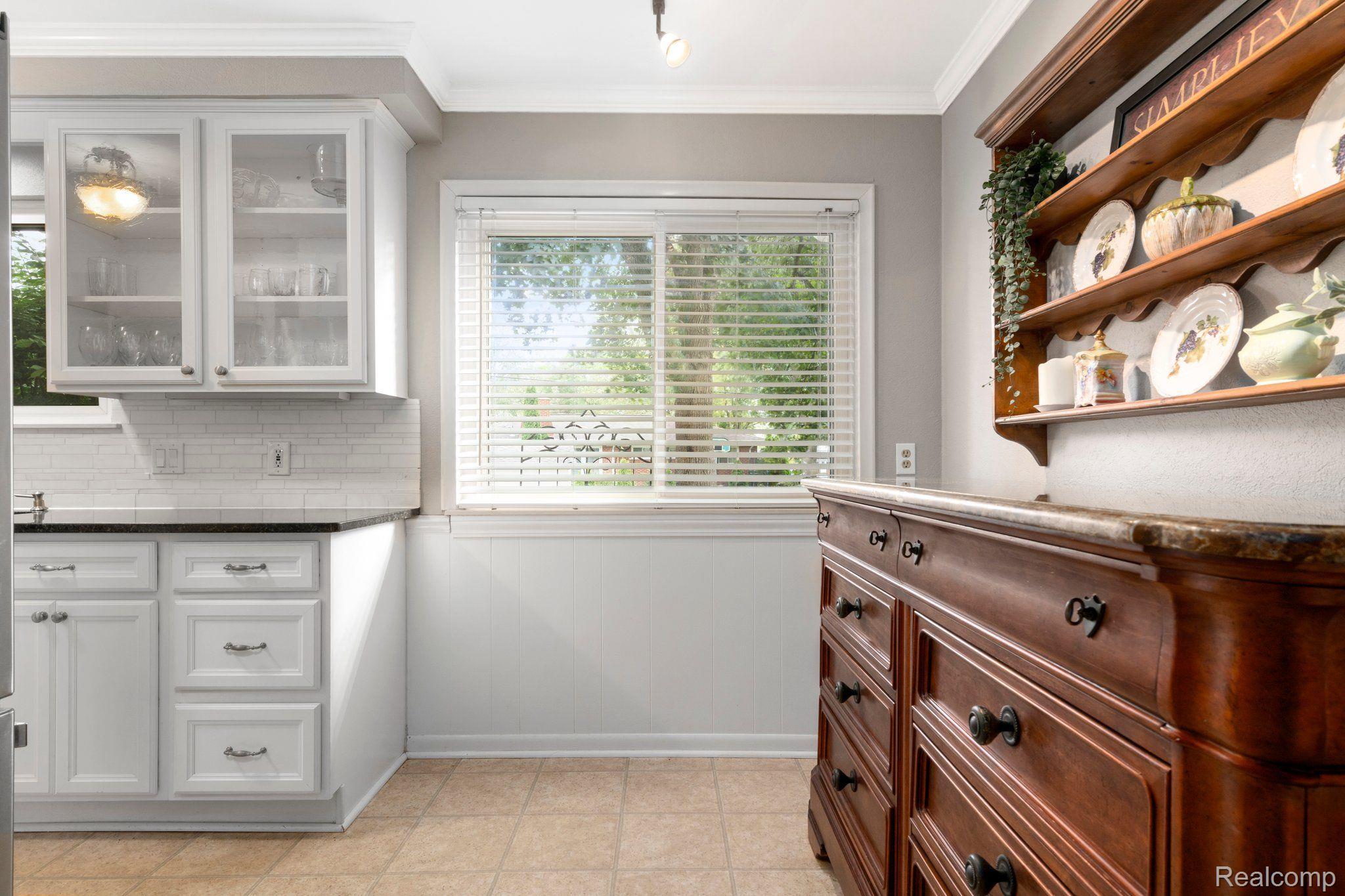 32365 Farmersville Road Farmington, MI 48334 - Photo 26 of 52 Gallery Image 26