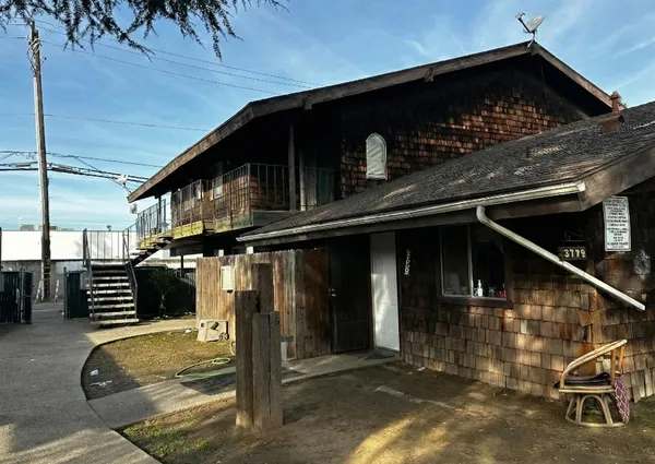 $699,950 | 3769 North Abby Street, Fresno, CA 93726