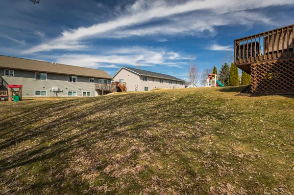 $299,900 | 21308 Barbara Lane, Galesville, WI 54630