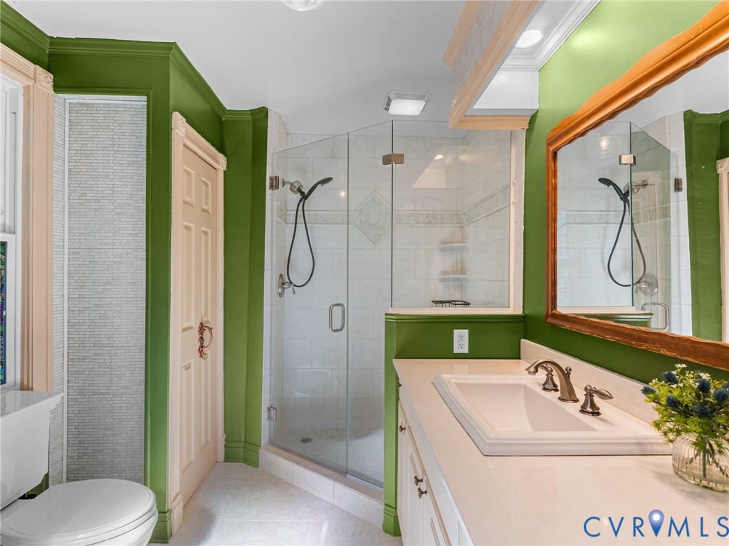 2720 Osborne Road Chester, VA 23831 - Photo 27 of 54 Bathroom