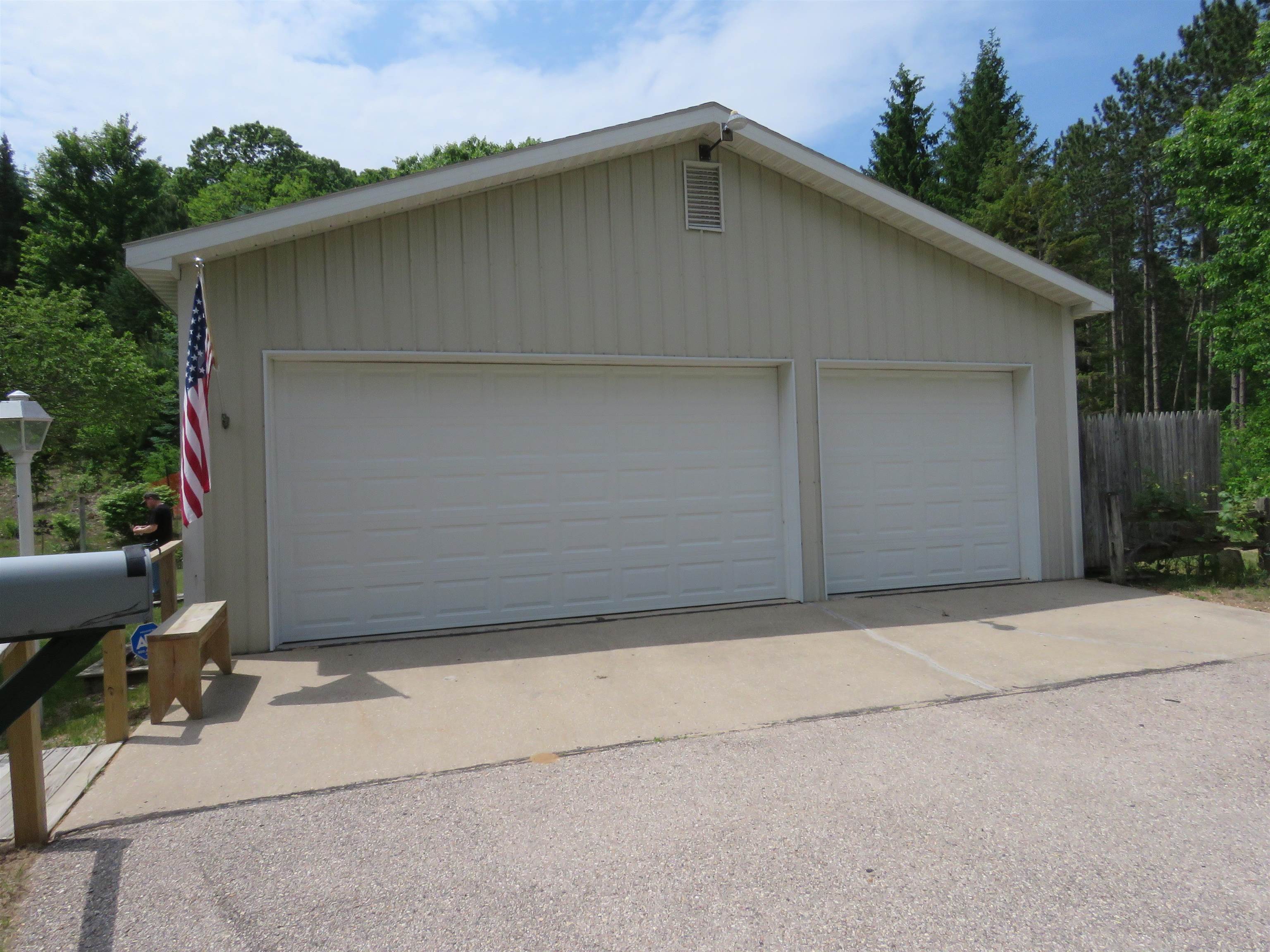 3225 North 39 Road Manton, MI 49663 - Photo 17 of 33 1935166-af9196da-53a2-4b1d-9a11-b1a0952b123f.JPG