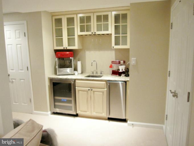 3708 Macalpine Road Ellicott City, MD 21042 - Photo 16 of 30 Interior (General)