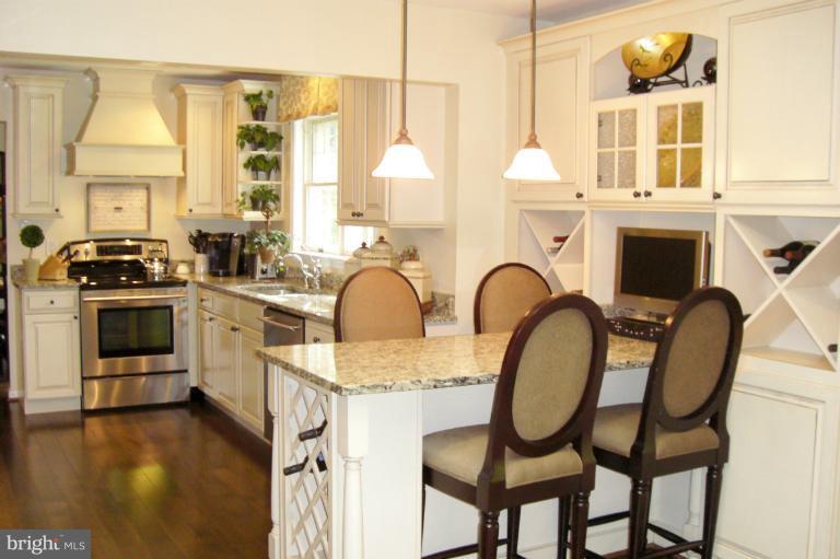3708 Macalpine Road Ellicott City, MD 21042 - Photo 25 of 30 Kitchen