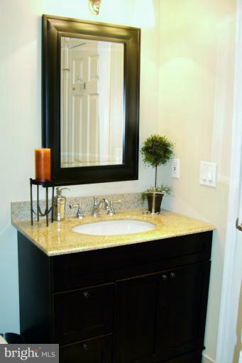 3708 Macalpine Road Ellicott City, MD 21042 - Photo 27 of 30 Bath