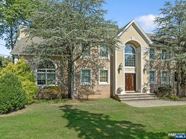 $1,899,999 | 192 White Avenue, Old Tappan, NJ 07675