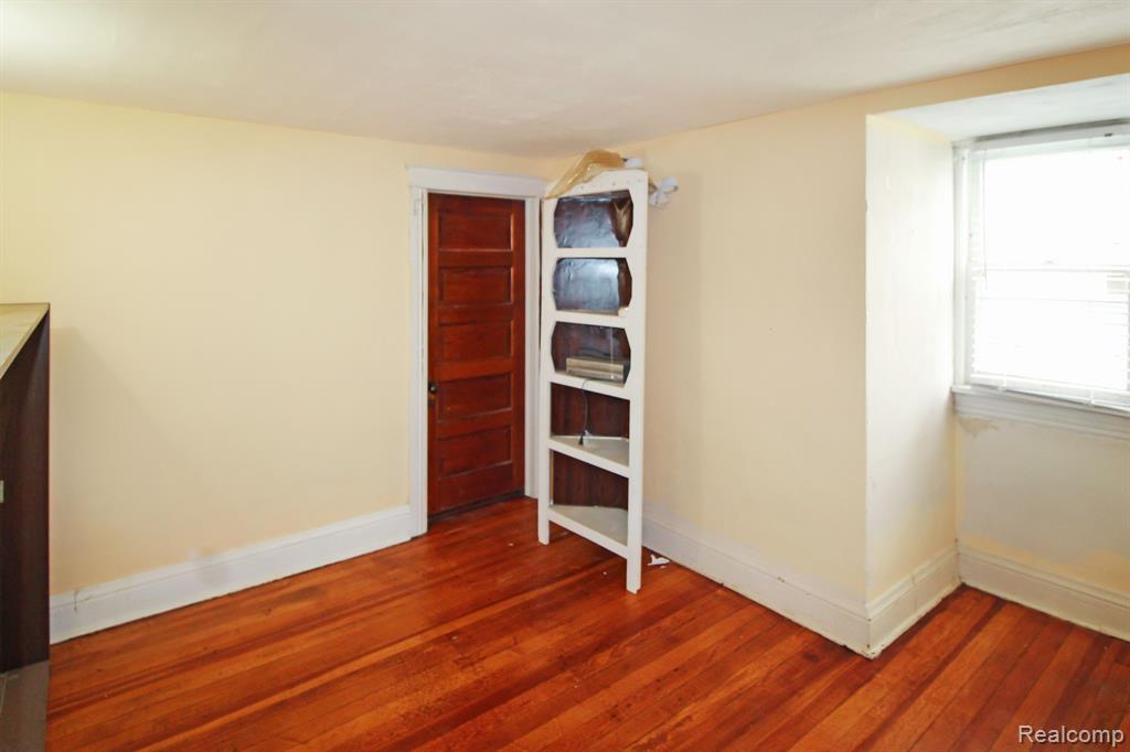 3920 Clark Street Wayne, MI 48184 - Photo 10 of 11