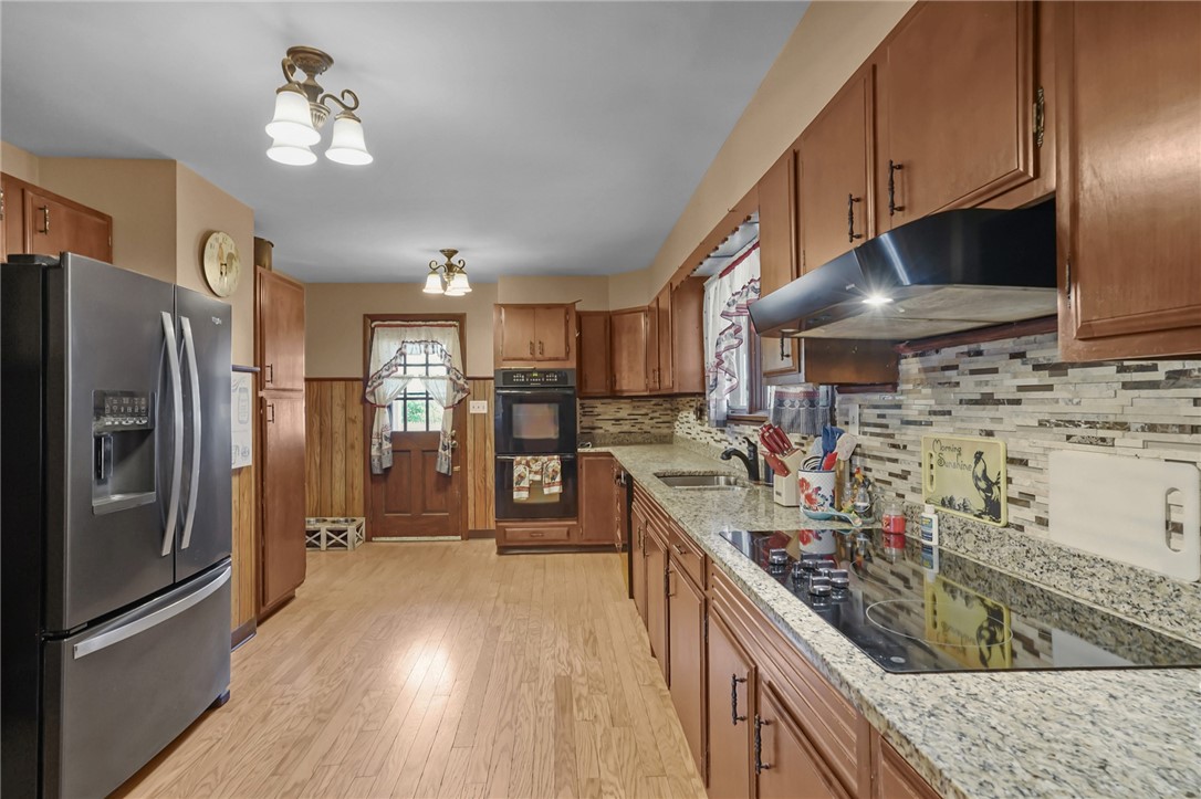 66 Pequot Avenue Cumberland, RI 02864 - Photo 12 of 23