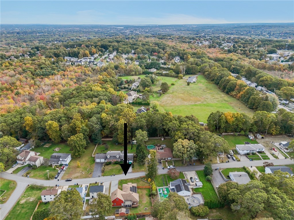 66 Pequot Avenue Cumberland, RI 02864 - Photo 8 of 23