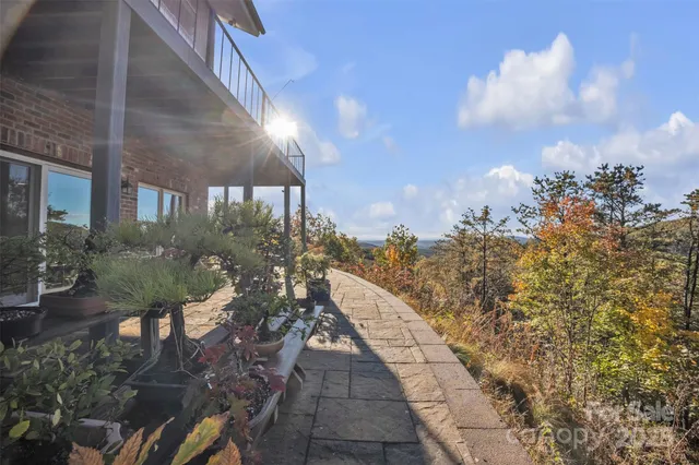 a view of yard from balcony