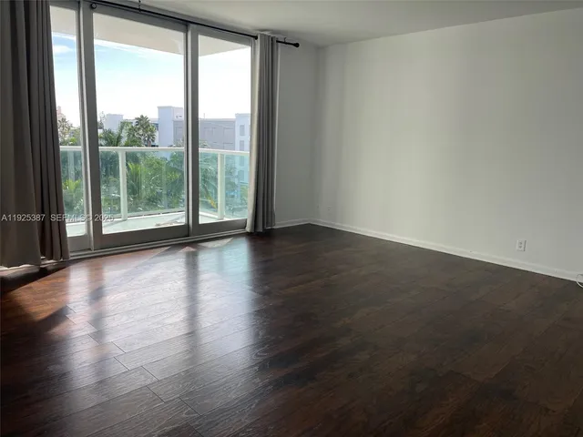 $2,395 | 1000 West Avenue, Unit 431, Miami Beach, FL 33139