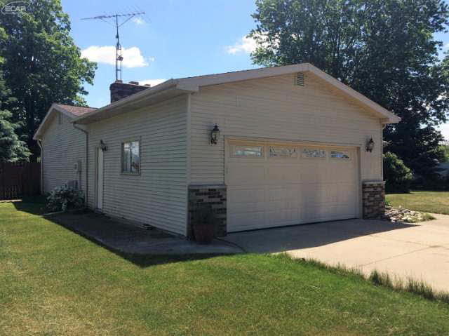 10468 Rene Drive Clio, MI 48420 - Photo 2 of 35 21171787-1.JPG