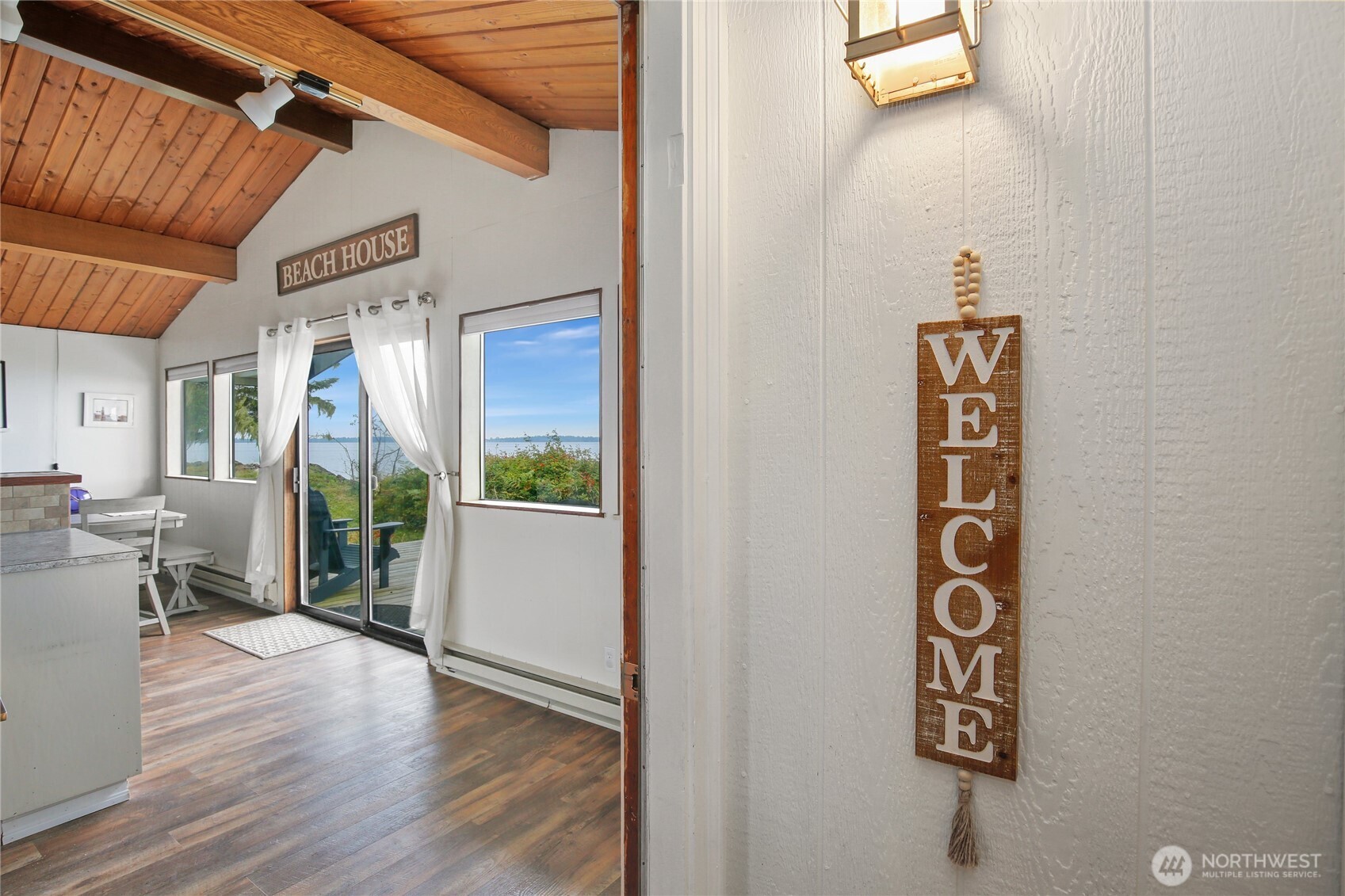 1968 State Route 105 Aberdeen, WA 98520 - Photo 3 of 39 a view of an entryway with wooden floor