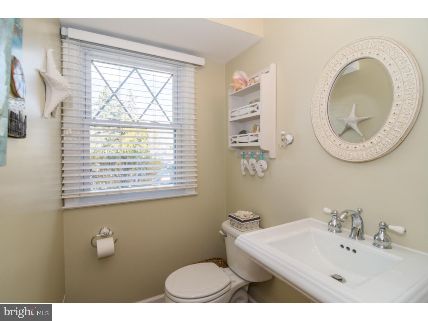 242 New Road Churchville, PA 18966 - Photo 20 of 25 Half Bath